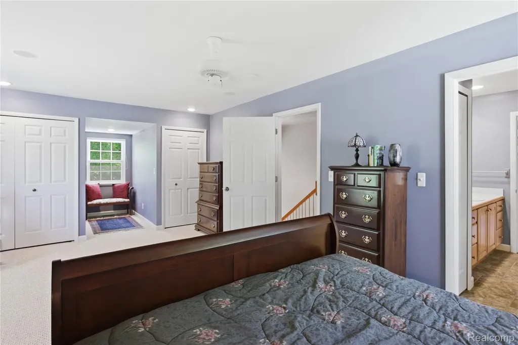 830 Hemingway Road Orion Charter Township MI 48362