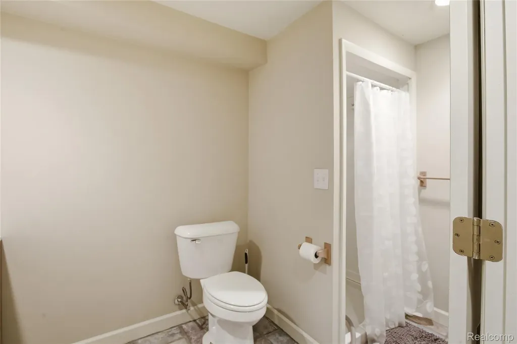 830 Hemingway Road Orion Charter Township MI 48362
