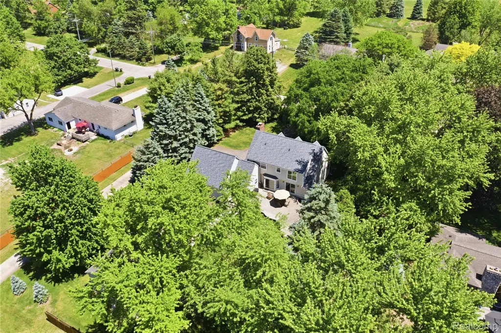 830 Hemingway Road Orion Charter Township MI 48362