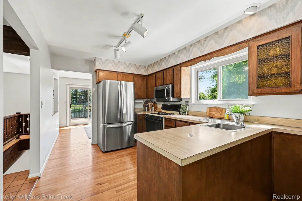 2911 Walmsley Circle Drive Orion Charter Township MI 48360