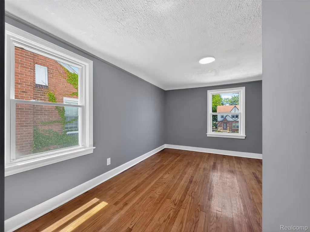 16608 Fenmore Street Detroit City MI 48235