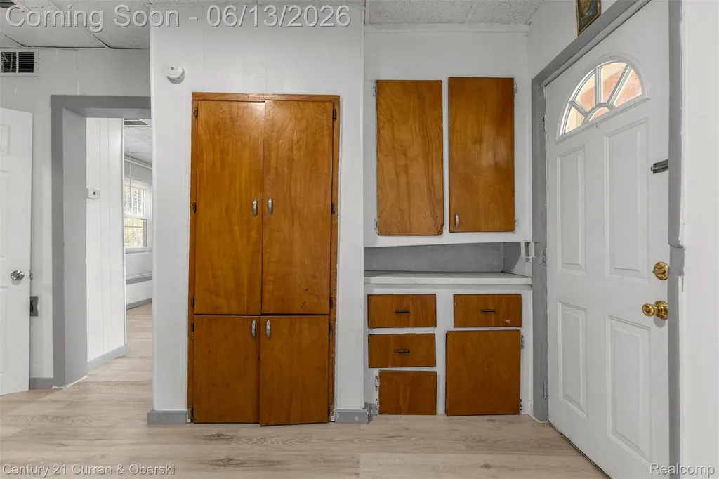 3438 Randall Street Detroit City MI 48216