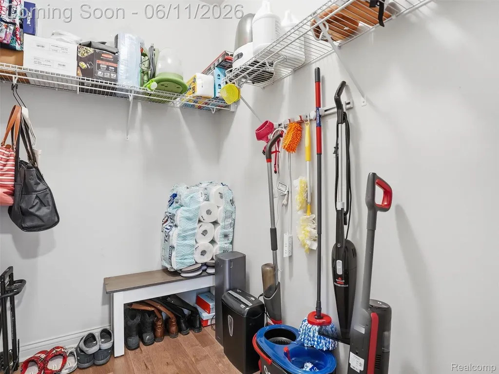 29684 Kevin Drive Chesterfield Township MI 48051