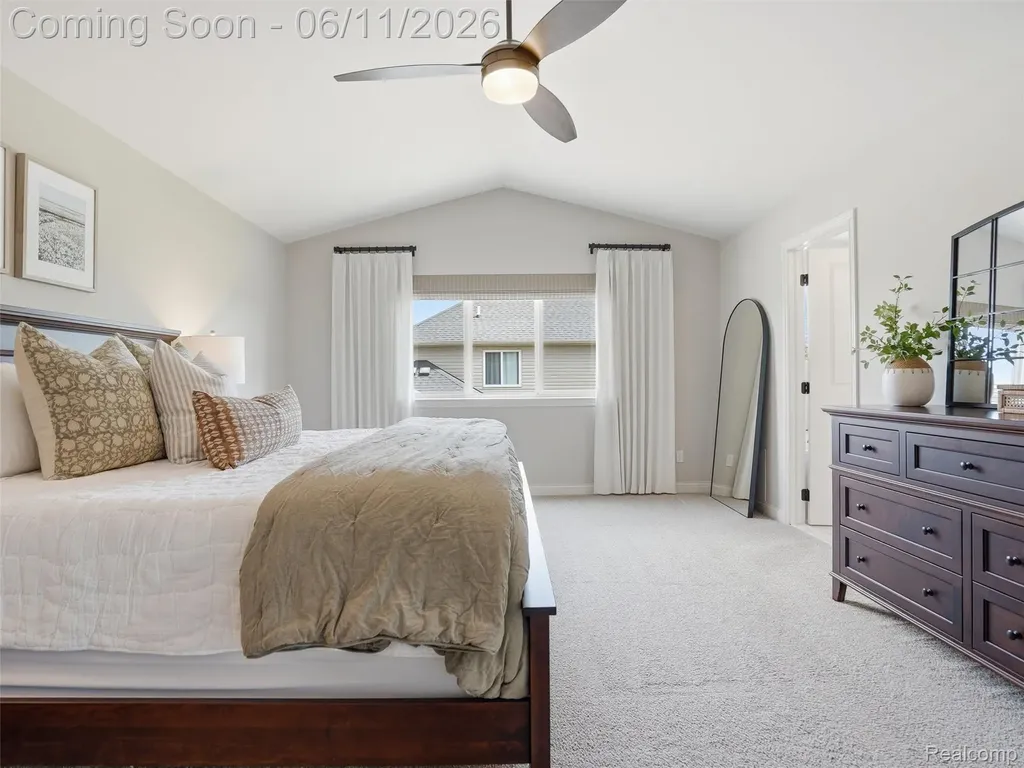 29684 Kevin Drive Chesterfield Township MI 48051