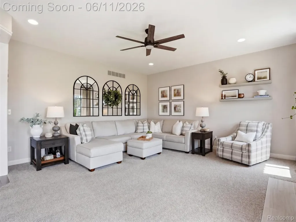 29684 Kevin Drive Chesterfield Township MI 48051