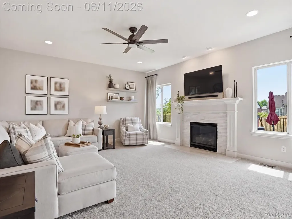 29684 Kevin Drive Chesterfield Township MI 48051