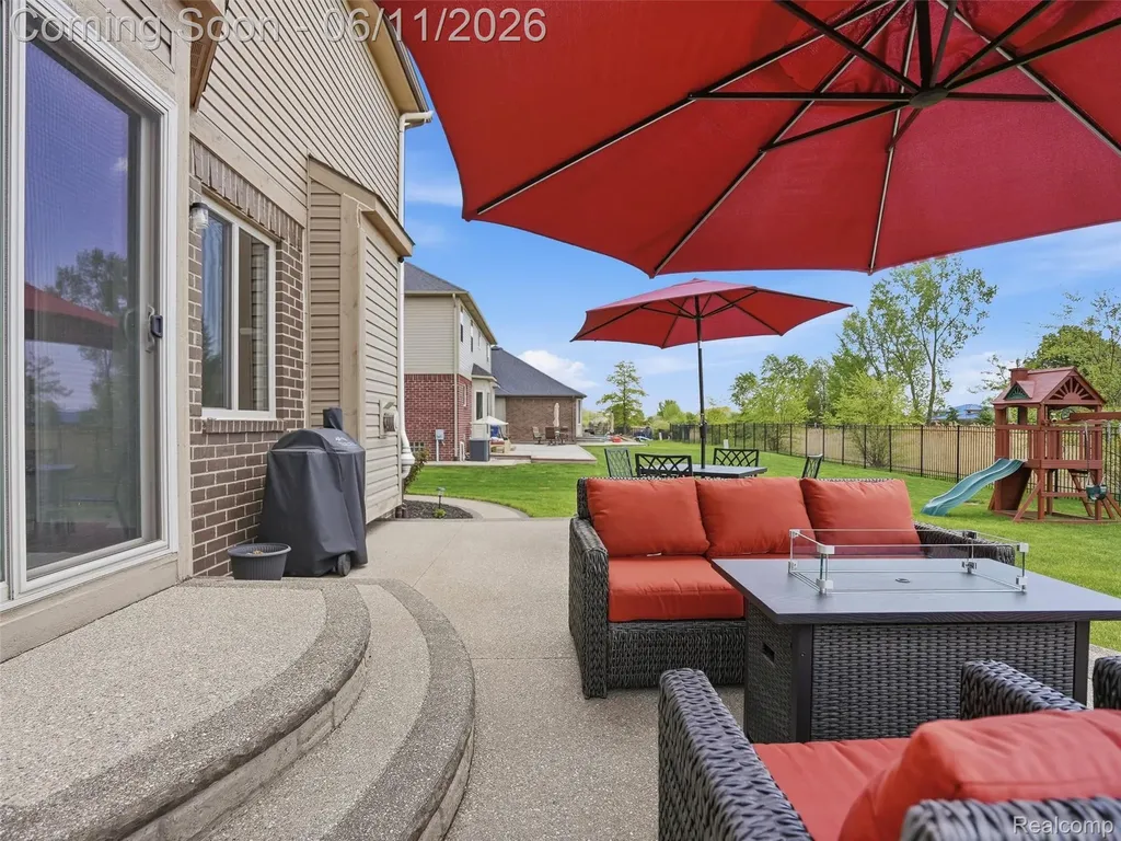 29684 Kevin Drive Chesterfield Township MI 48051