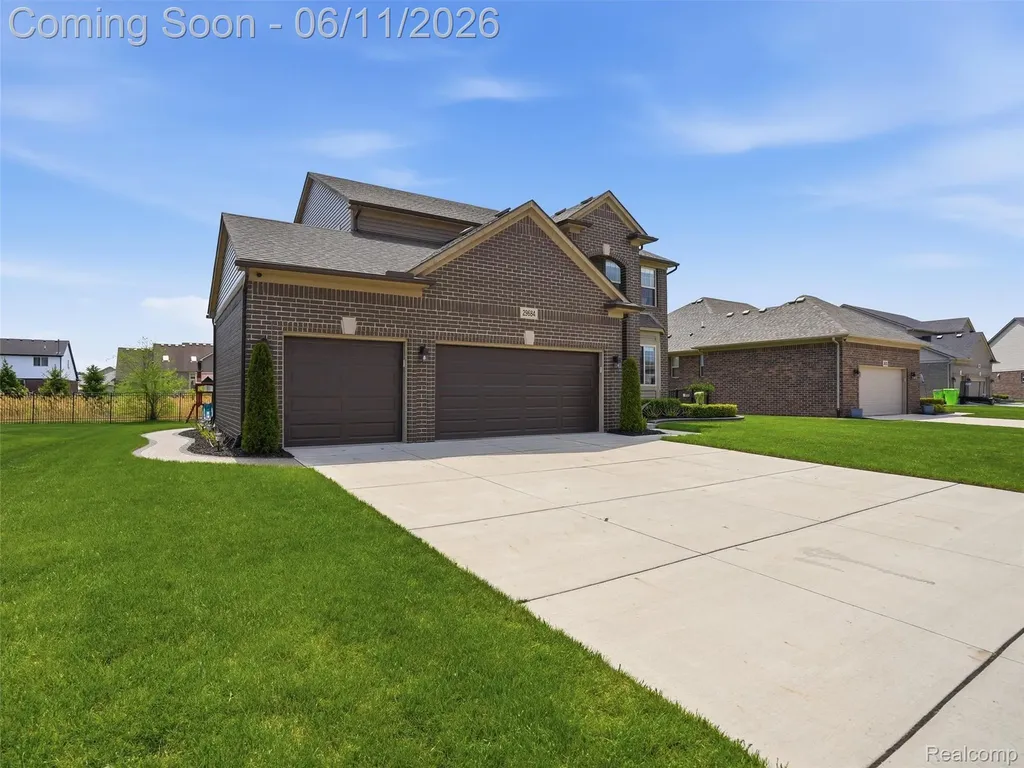 29684 Kevin Drive Chesterfield Township MI 48051