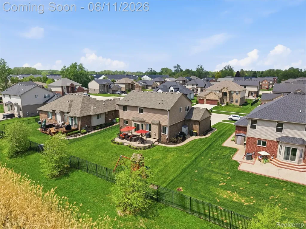 29684 Kevin Drive Chesterfield Township MI 48051
