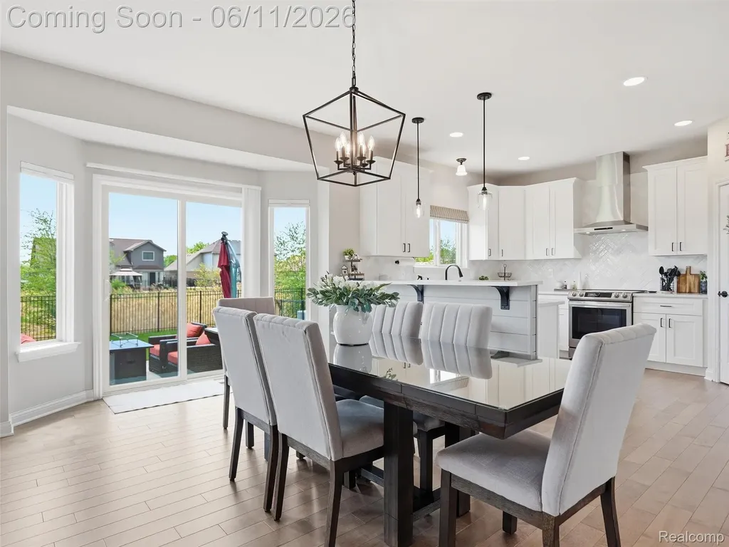 29684 Kevin Drive Chesterfield Township MI 48051