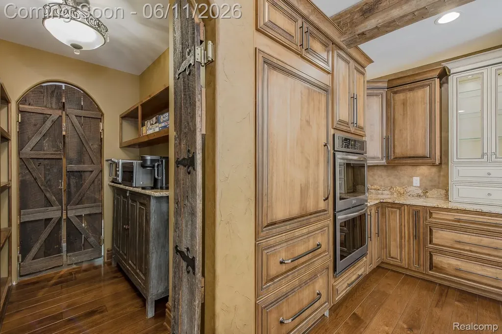 6265 Crest Forest Court E Independence Charter Township MI 48348