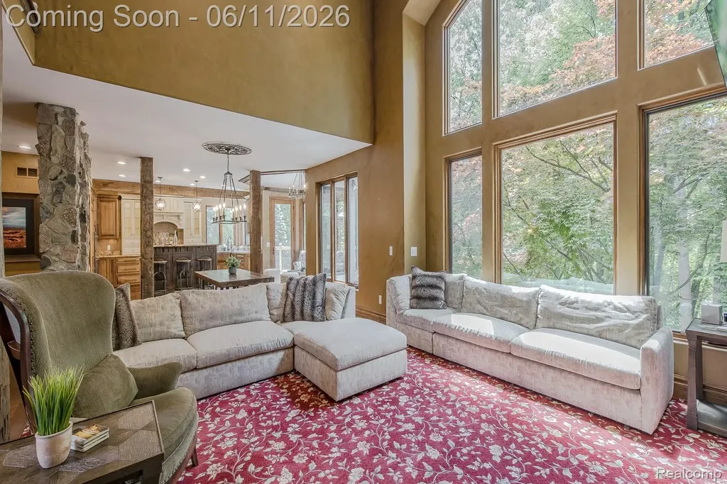 6265 Crest Forest Court E Independence Charter Township MI 48348
