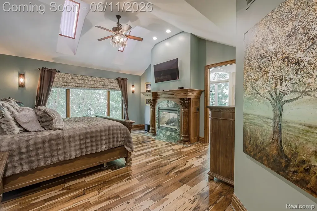 6265 Crest Forest Court E Independence Charter Township MI 48348