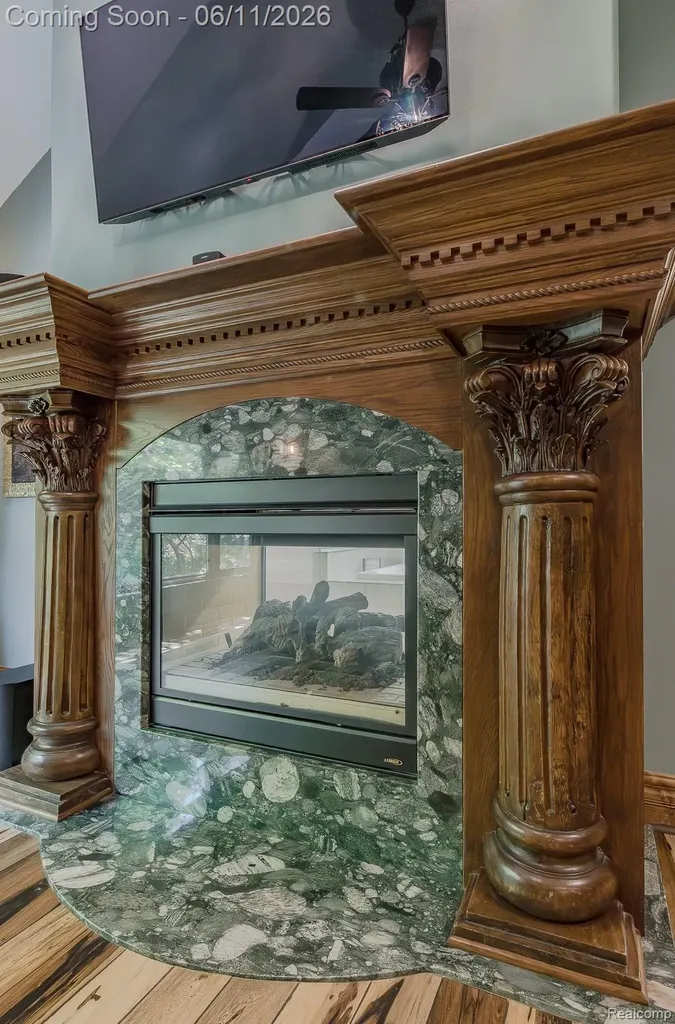 6265 Crest Forest Court E Independence Charter Township MI 48348