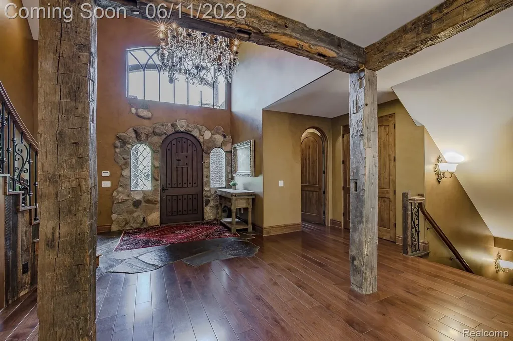 6265 Crest Forest Court E Independence Charter Township MI 48348