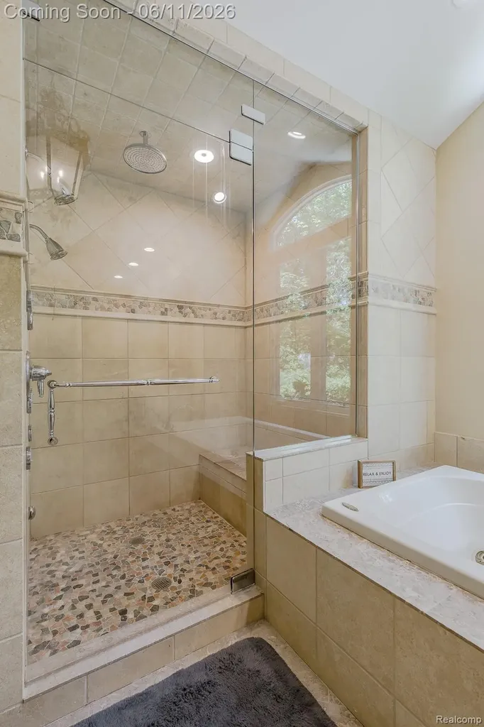 6265 Crest Forest Court E Independence Charter Township MI 48348