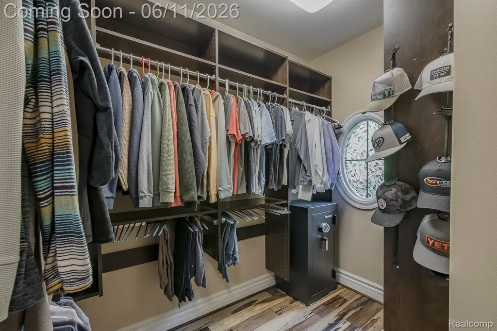 6265 Crest Forest Court E Independence Charter Township MI 48348
