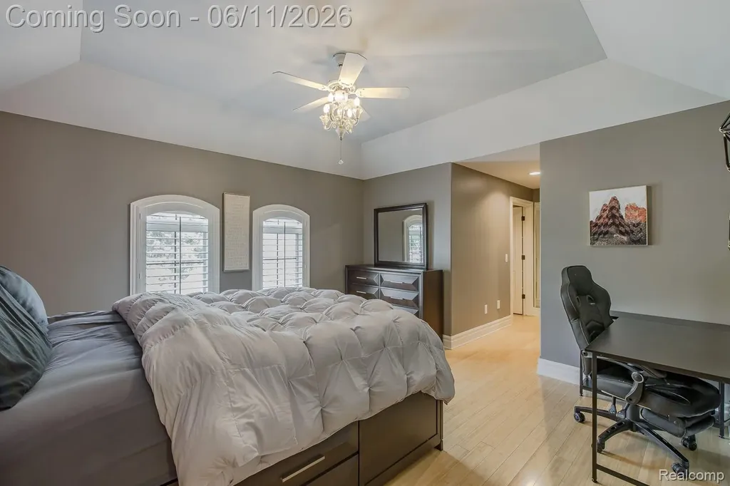 6265 Crest Forest Court E Independence Charter Township MI 48348