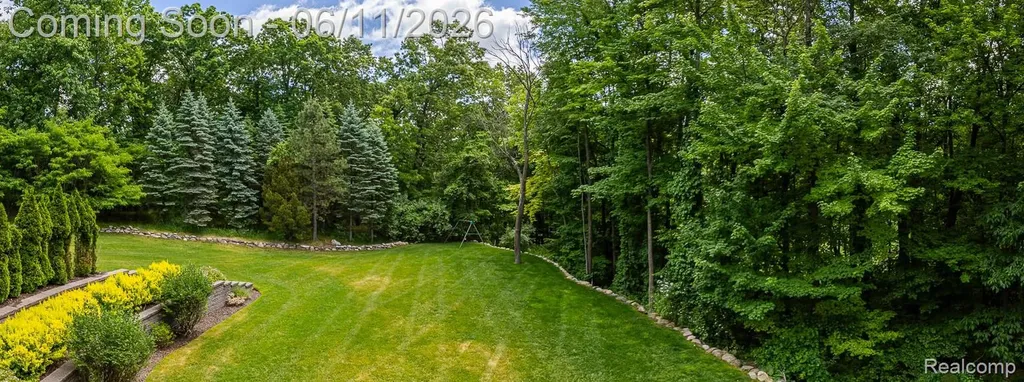 6265 Crest Forest Court E Independence Charter Township MI 48348