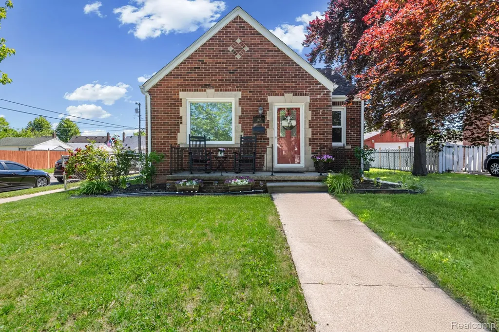 1405 20th Street Wyandotte City MI 48192