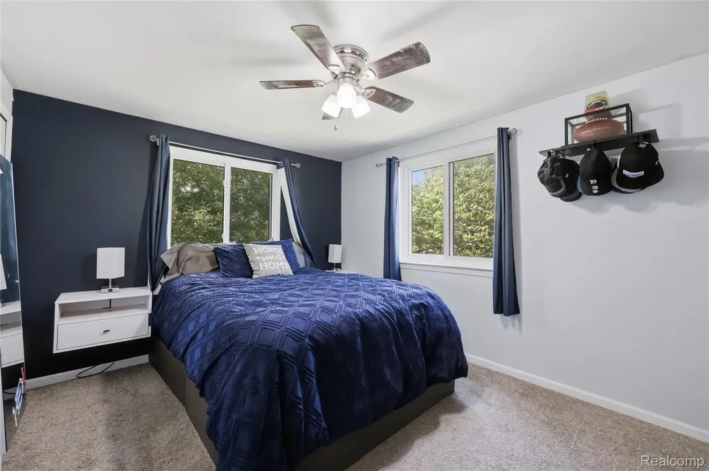 5069 Warmbriar Drive White Lake Charter Township MI 48383