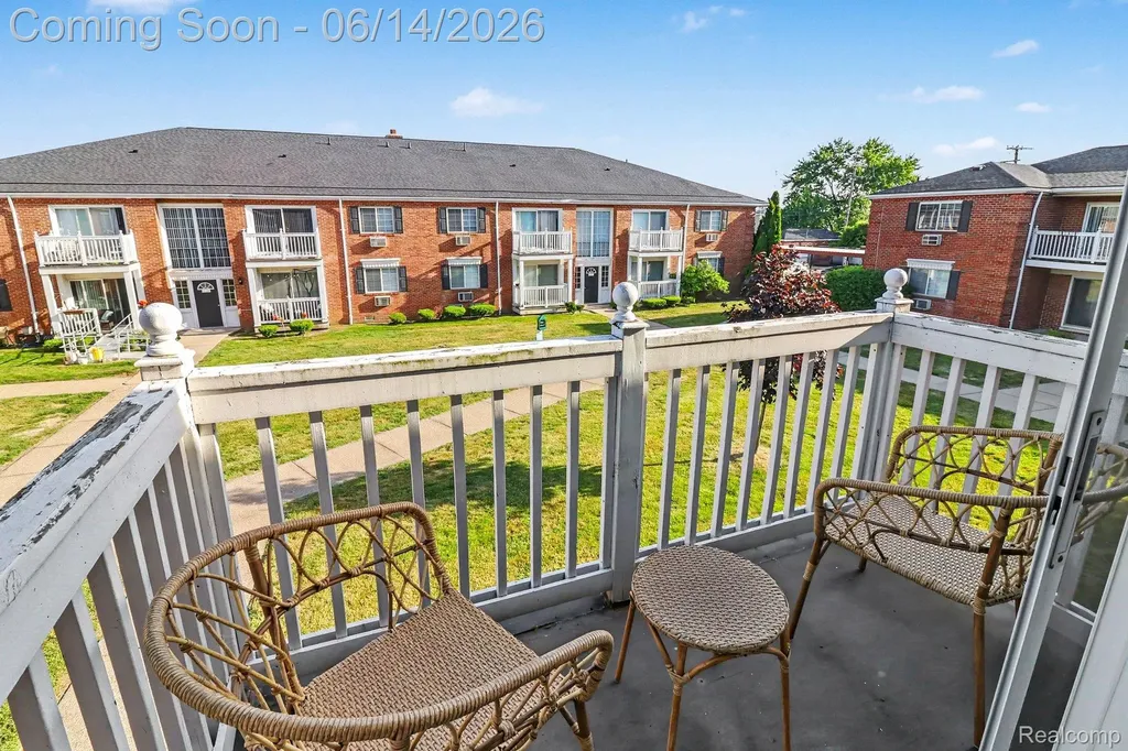 2440 Parmenter Boulevard Royal Oak City MI 48073