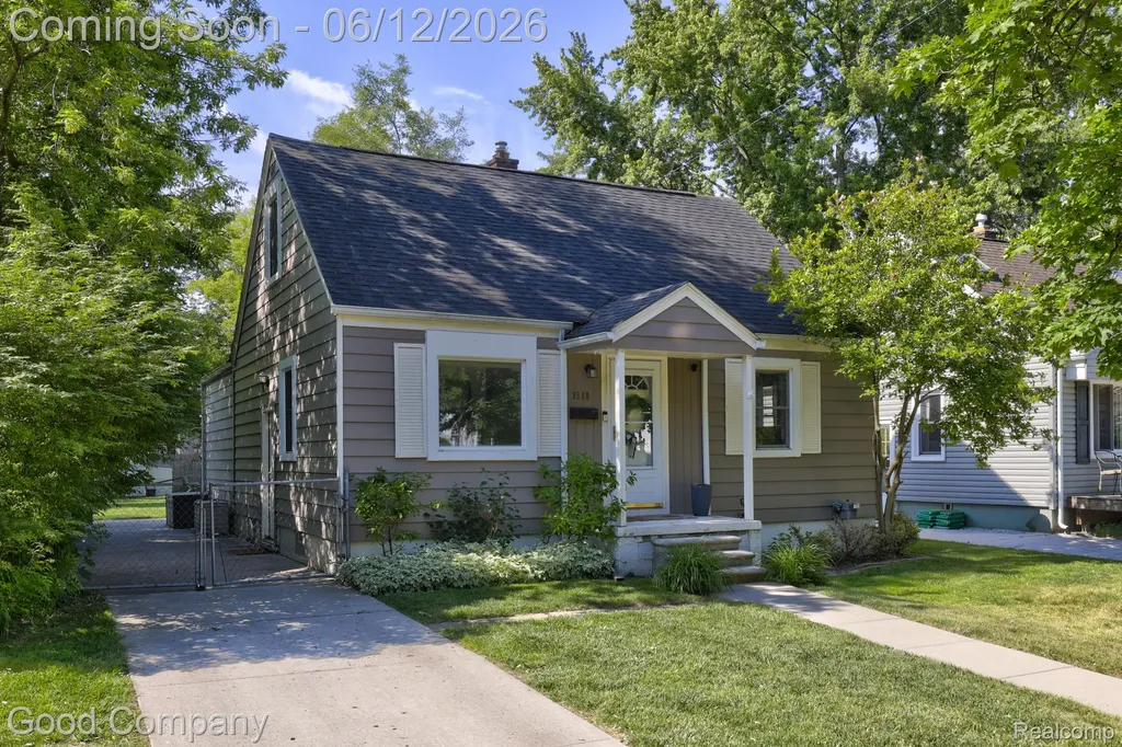 1518 Bauman Avenue Royal Oak City MI 48073