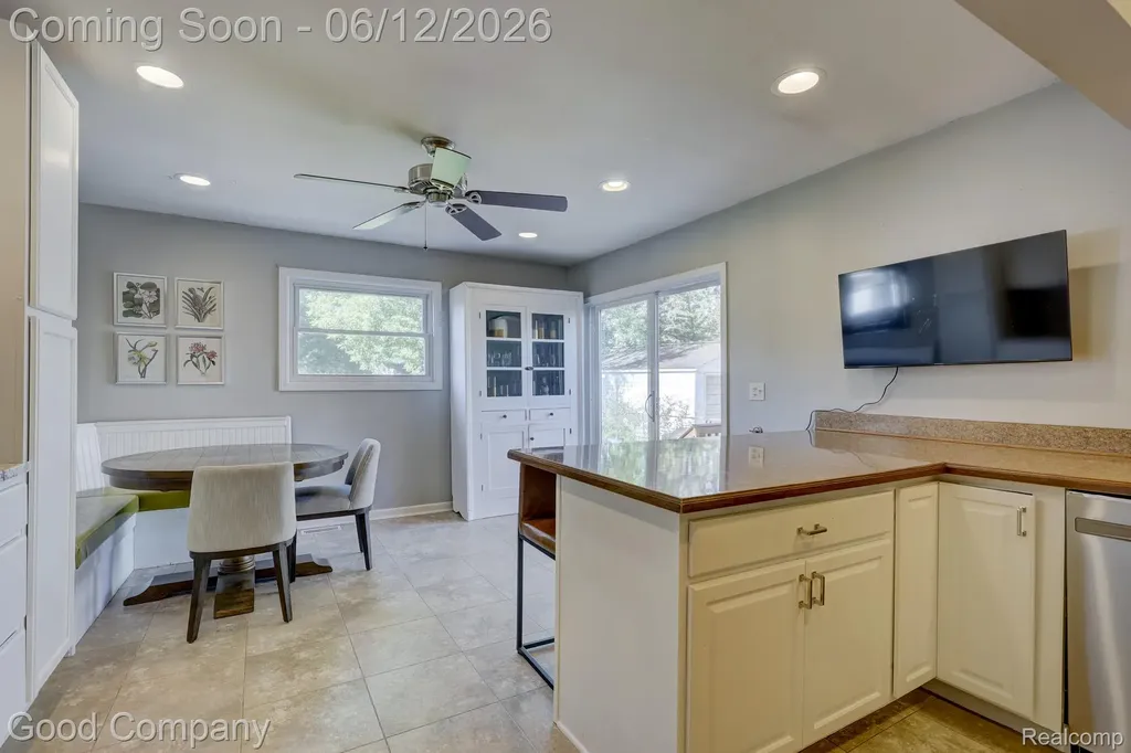 1518 Bauman Avenue Royal Oak City MI 48073