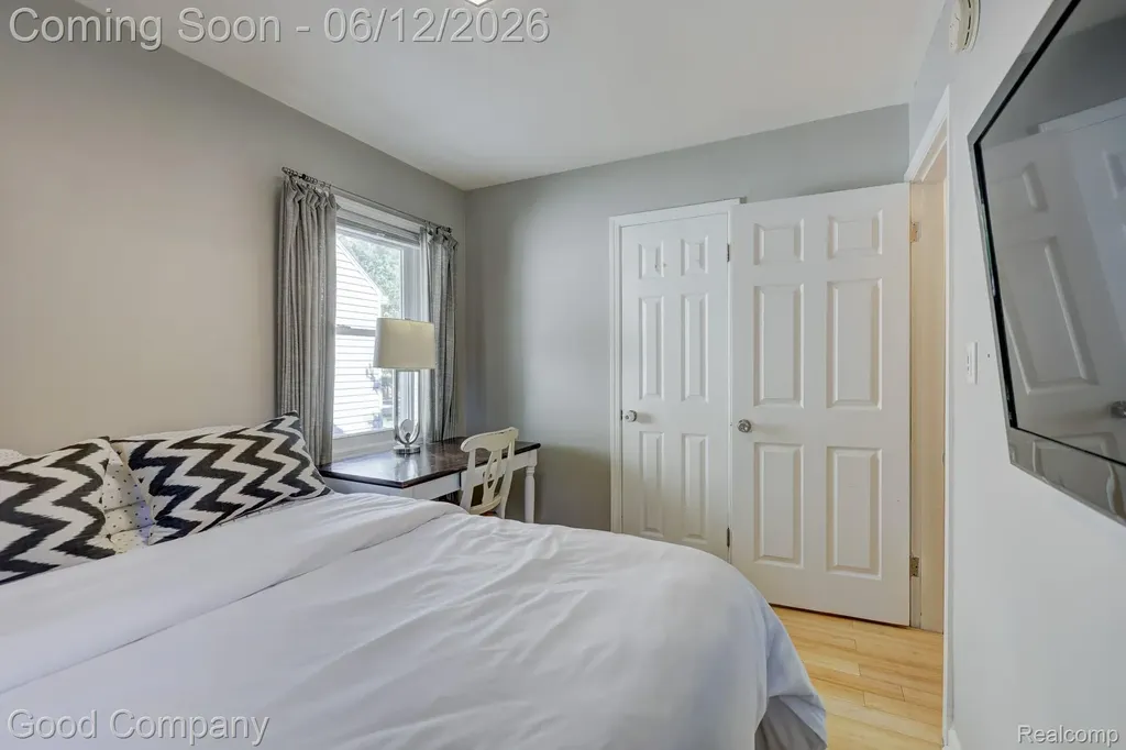 1518 Bauman Avenue Royal Oak City MI 48073