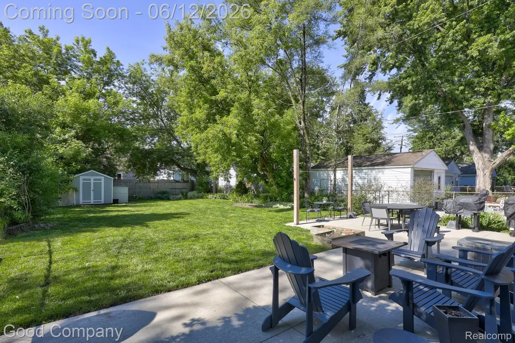 1518 Bauman Avenue Royal Oak City MI 48073