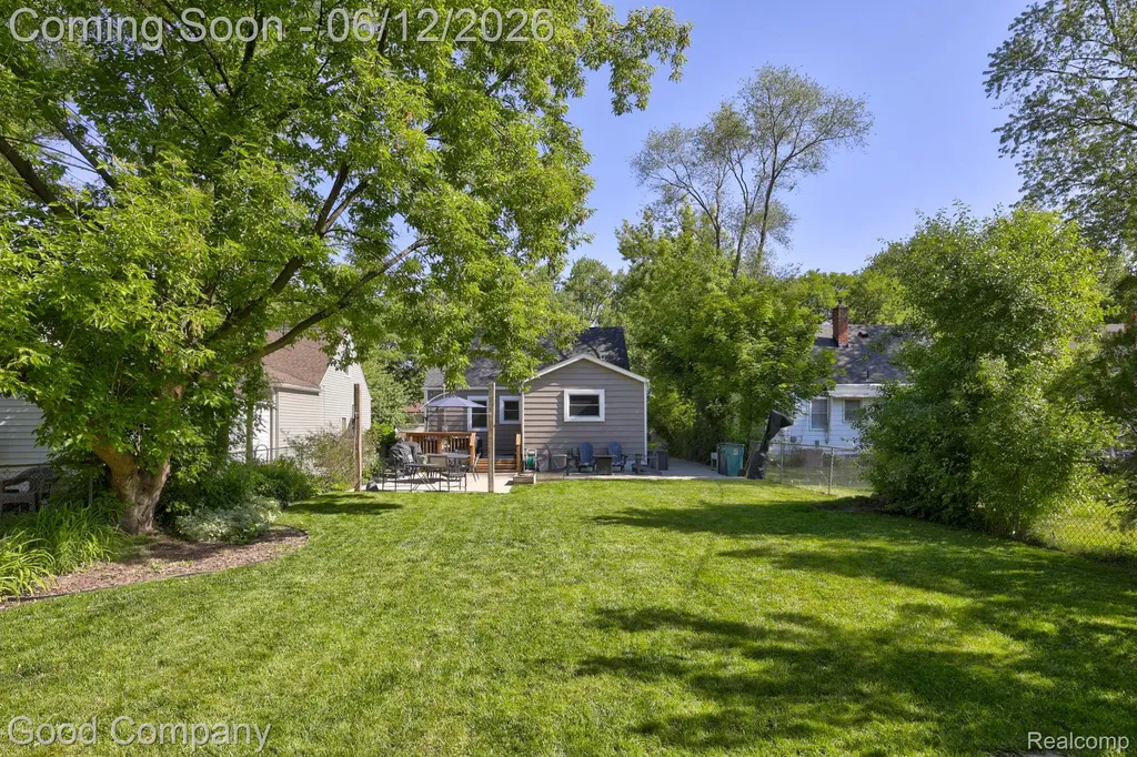 1518 Bauman Avenue Royal Oak City MI 48073