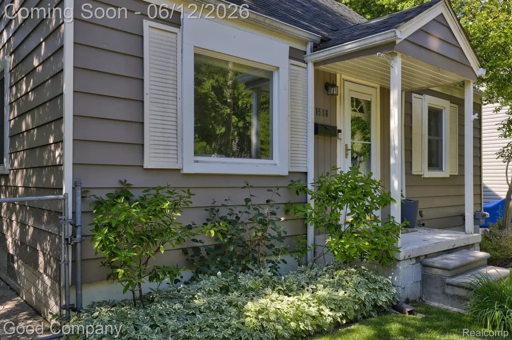 1518 Bauman Avenue Royal Oak City MI 48073
