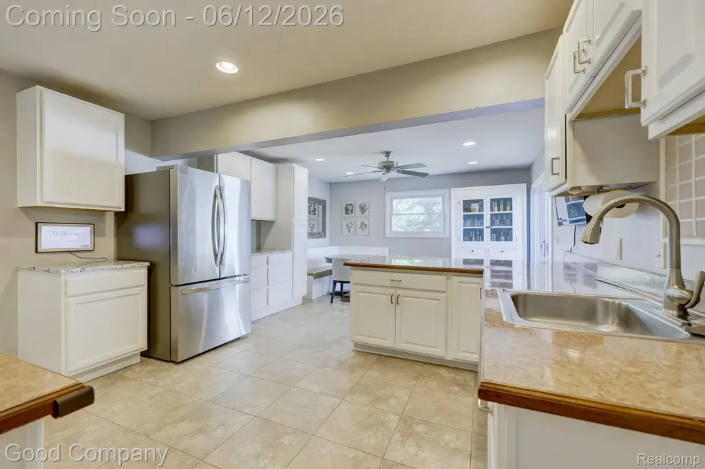 1518 Bauman Avenue Royal Oak City MI 48073