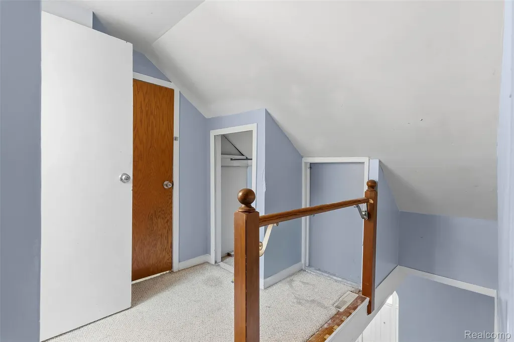 5121 Lippincott Boulevard Burton City MI 48519