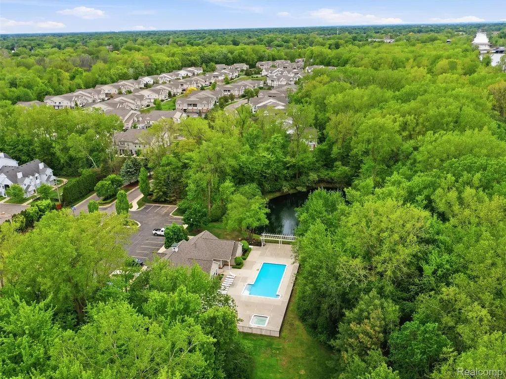 25758 S Maritime Circle S Harrison Charter Township MI 48045