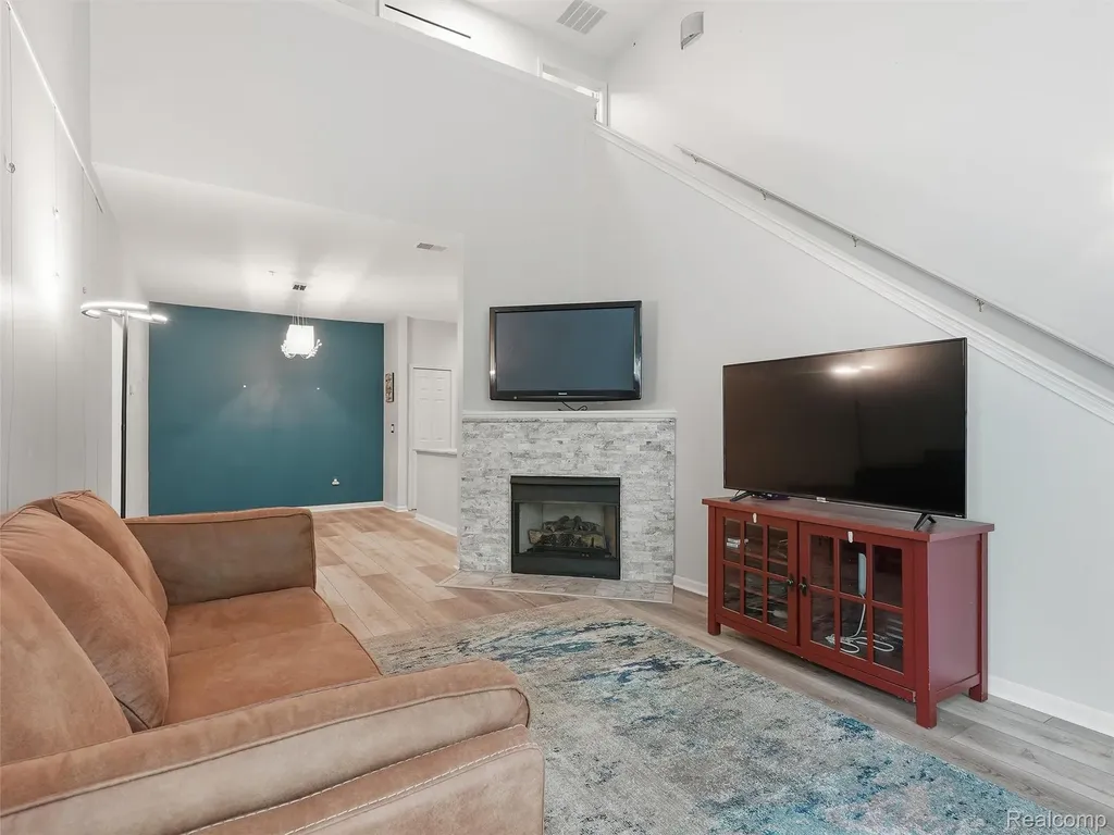 25758 S Maritime Circle S Harrison Charter Township MI 48045