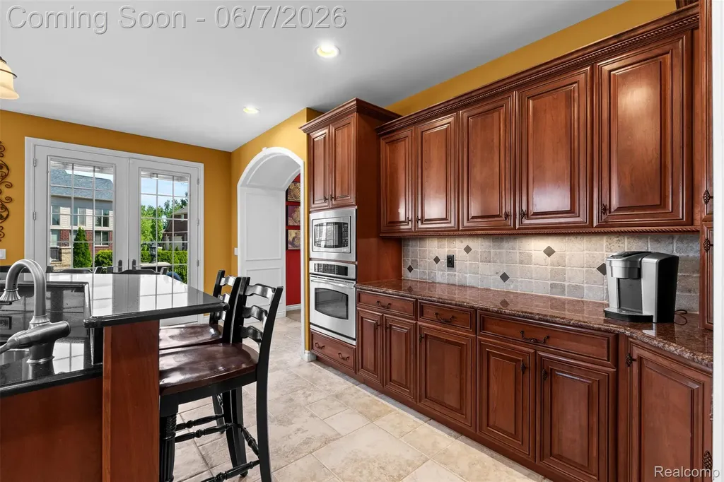 56074 Lario Court Macomb Township MI 48042