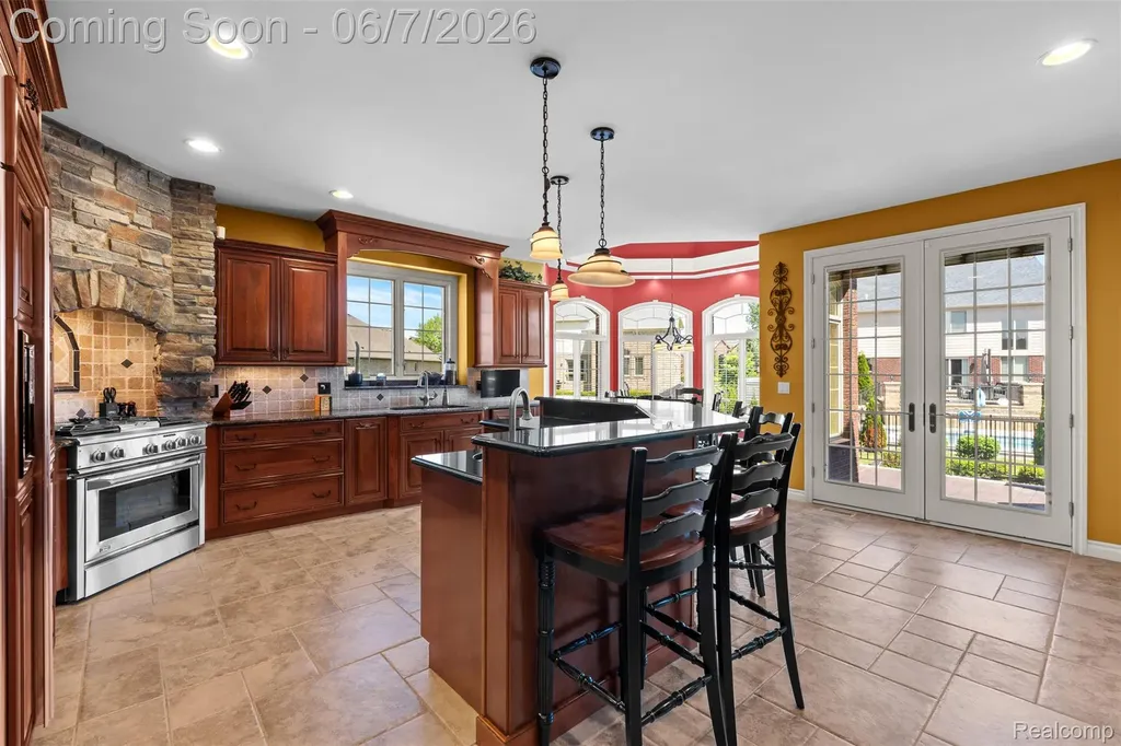 56074 Lario Court Macomb Township MI 48042