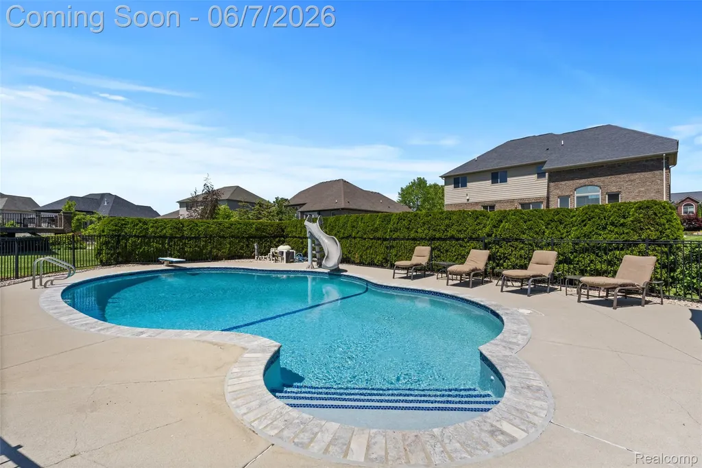 56074 Lario Court Macomb Township MI 48042