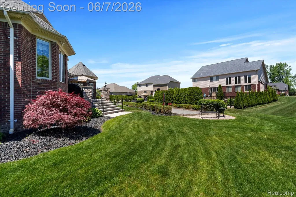 56074 Lario Court Macomb Township MI 48042