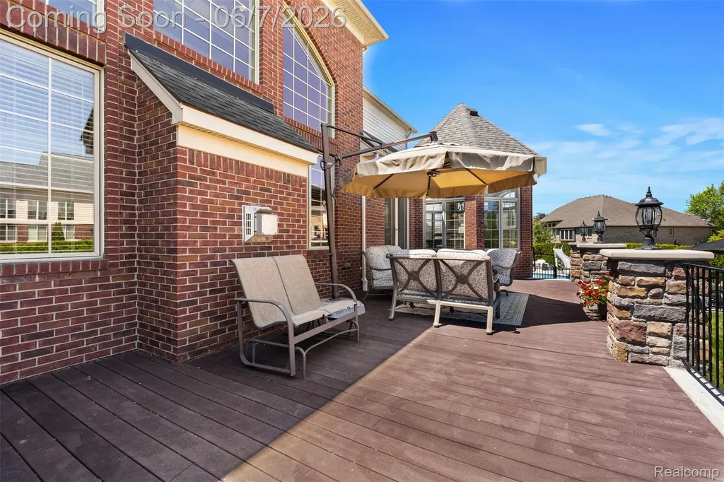 56074 Lario Court Macomb Township MI 48042