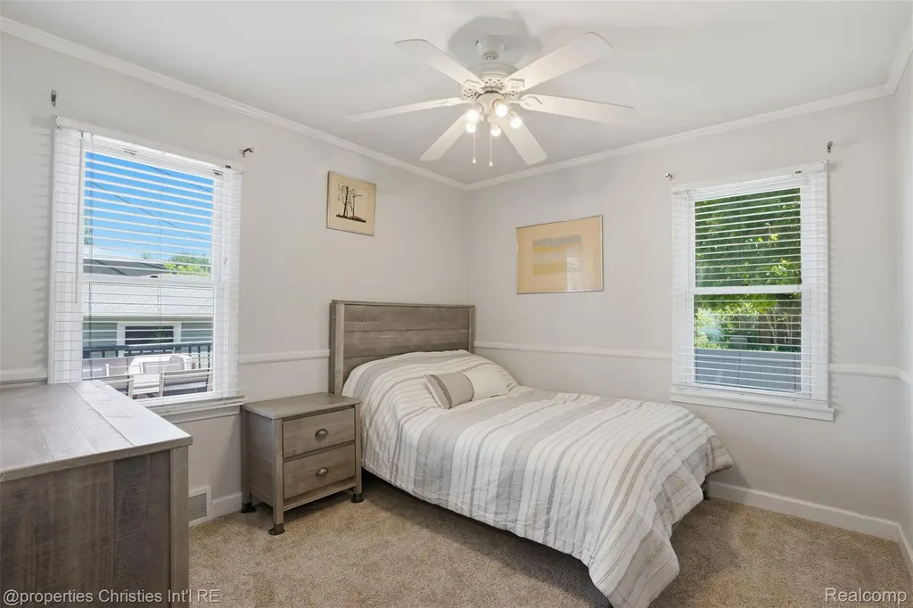 4602 Groveland Avenue Royal Oak City MI 48073