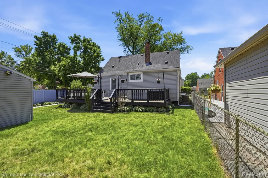 4602 Groveland Avenue Royal Oak City MI 48073
