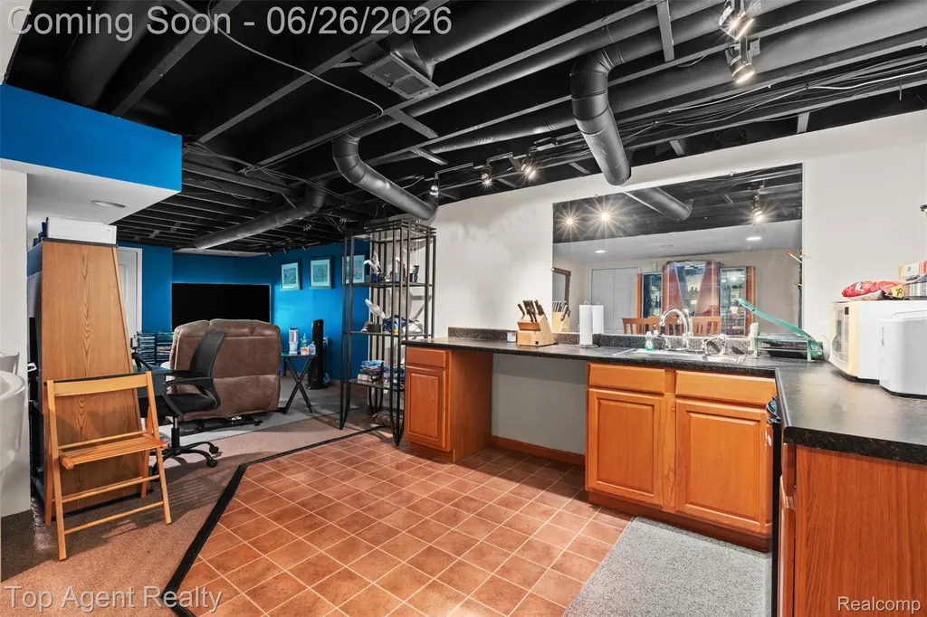 11134 Fairway Drive Sterling Heights City MI 48312