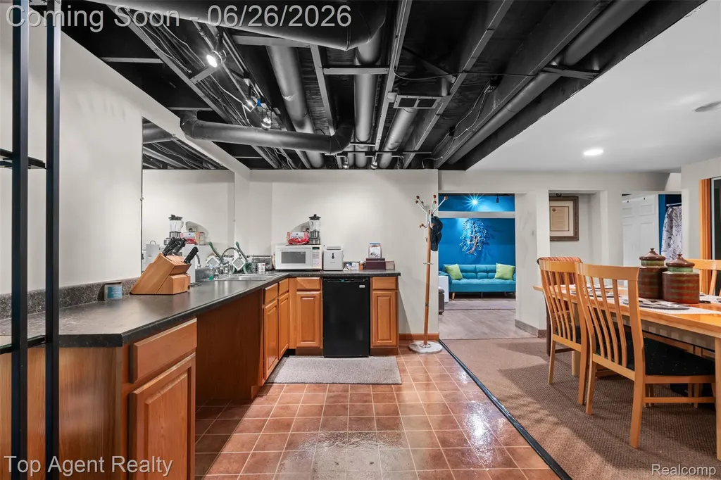 11134 Fairway Drive Sterling Heights City MI 48312