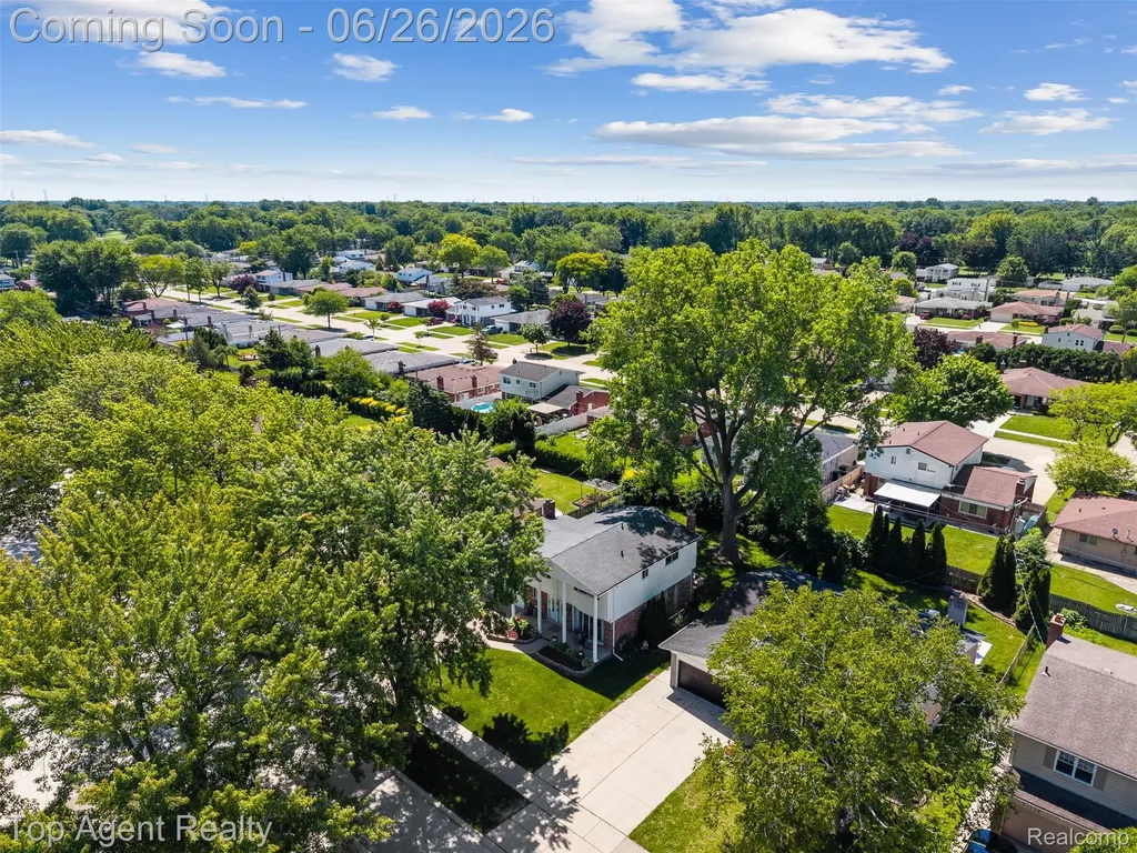 11134 Fairway Drive Sterling Heights City MI 48312