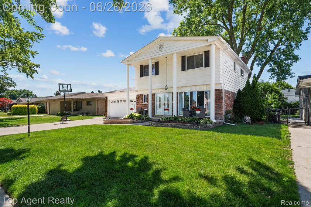 11134 Fairway Drive Sterling Heights City MI 48312