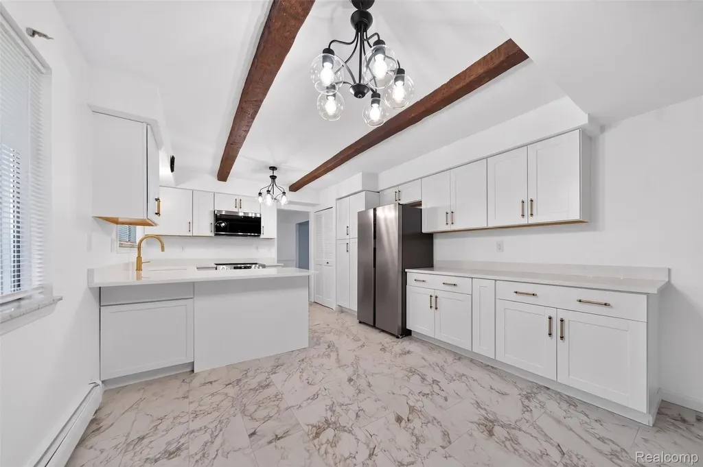 16240 Forestview Drive Clinton Charter Township MI 48036