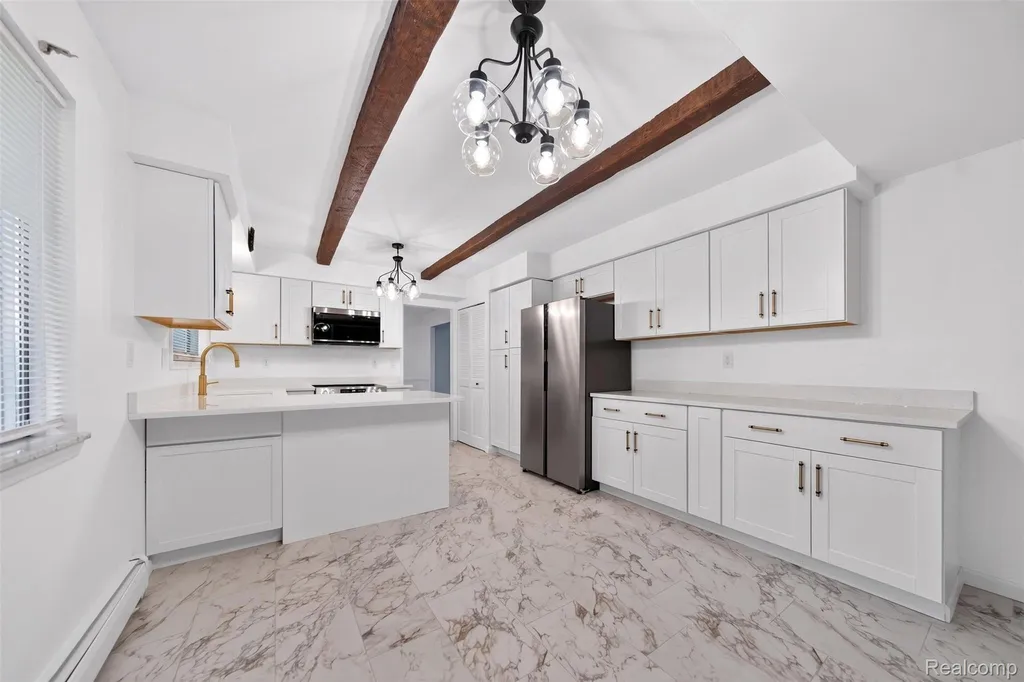 16240 Forestview Drive Clinton Charter Township MI 48036