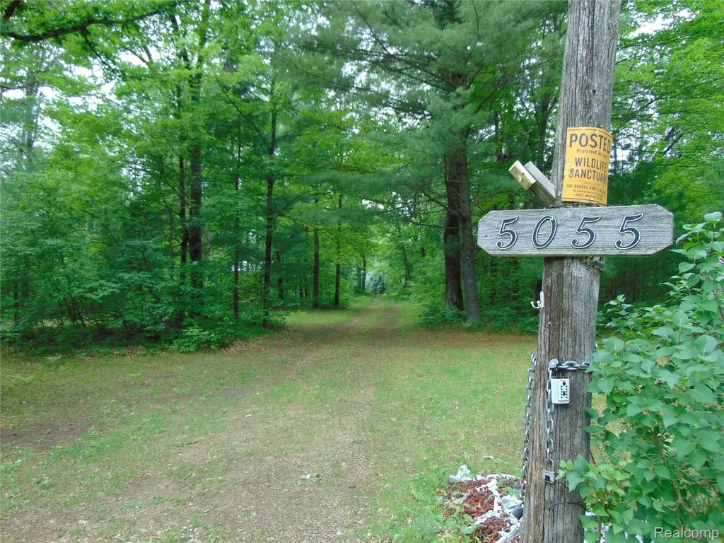 5055 Adams Road Sherman Township MI 48624